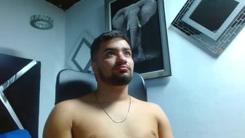 Snapshot of mathews_colton1 chatting on October 18, 12:53 pm Mathews online show from October 18, 12:53 pm