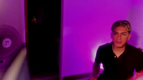 MathiasTaylor online show from October 20, 7:30 pm