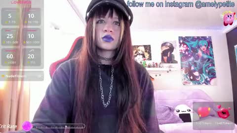 Snapshot of mathildalapetite chatting on February 10, 6:56 pm Mathilda Lapetite online show from February 10, 6:56 pm
