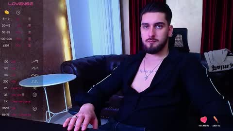 Snapshot of matiasdean chatting on October 17, 10:41 am MatiasDean online show from October 17, 10:41 am