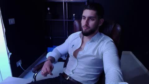 Snapshot of matiasdean chatting on October 20, 10:31 am MatiasDean online show from October 20, 10:31 am