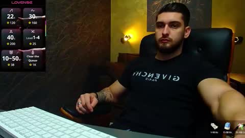 Snapshot of matiasdean chatting on September 23, 5:01 am MatiasDean online show from September 23, 5:01 am