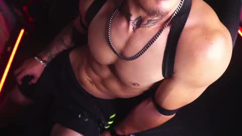 matius online show from April 25, 6:27 pm
