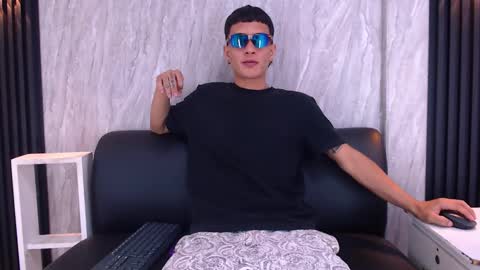 Snapshot of matt_ruso chatting on September 18, 11:09 pm Matt Ruso online show from September 18, 11:09 pm