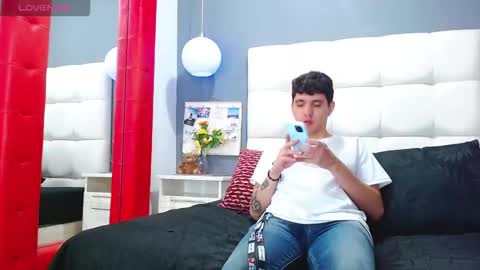 ---Matteo--- online show from October 30, 3:07 am