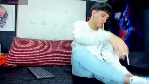 Snapshot of matteo12_ chatting on September 19, 4:49 am ---Matteo--- online show from September 19, 4:49 am