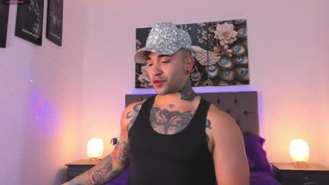 Matthew INDEPENDENT MODEL online show from April 15, 1:53 am