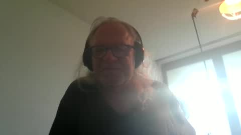 Matthias online show from October 7, 6:42 am