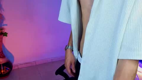 mattias     online show from December 15, 1:45 am