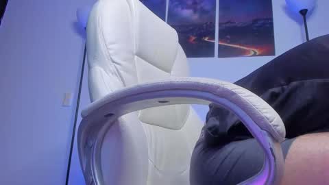 mattsaill_ online show from November 28, 11:06 am