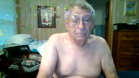 Snapshot of maturecouple1954 chatting on October 27, 12:38 pm SXECPL55 at G mail Dot Com online show from October 27, 12:38 pm