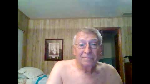 Snapshot of maturecouple1954 chatting on September 27, 11:30 am SXECPL55 at G mail Dot Com online show from September 27, 11:30 am