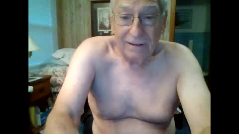 Snapshot of maturecouple1954 chatting on September 21, 11:47 am SXECPL55 at G mail Dot Com online show from September 21, 11:47 am