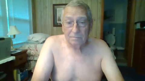 Snapshot of maturecouple1954 chatting on September 16, 11:56 am SXECPL55 at G mail Dot Com online show from September 16, 11:56 am