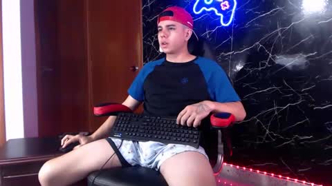 Matias online show from January 2, 1:40 pm