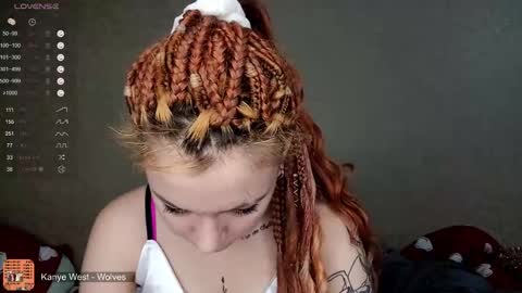 Mia online show from January 14, 8:22 am