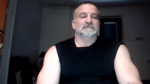 mauro1971 online show from April 21, 10:55 am