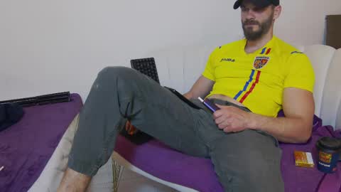 mauro_real_man online show from April 7, 6:21 pm