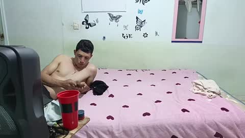 mauroluxandra online show from February 23, 2:40 am