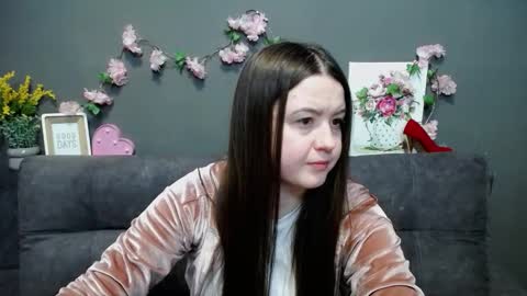 MavkaCute online show from January 12, 6:59 pm