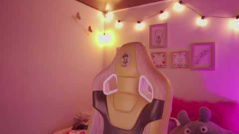 MAVY online show from February 5, 9:29 pm