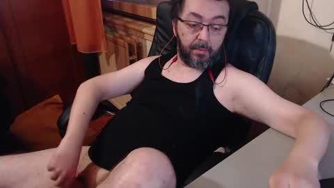 Max online show from January 2, 7:12 am