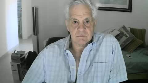 Snapshot of max_2017 chatting on January 1, 9:31 pm max_2017 online show from January 1, 9:31 pm