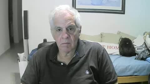 Snapshot of max_2017 chatting on October 2, 1:48 am max_2017 online show from October 2, 1:48 am