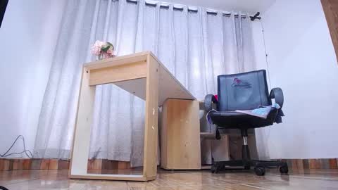 Max Collins online show from November 6, 11:24 am