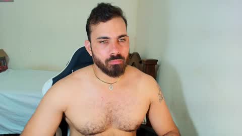 max_love25 online show from September 22, 11:42 pm