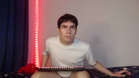 max_snow1616 online show from February 16, 2:04 pm