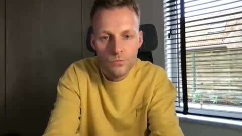 Max take off clothes online show from March 13, 2:09 pm