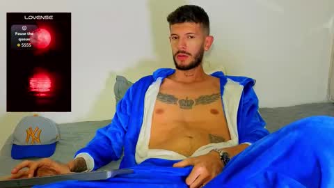 Max Taylor online show from December 14, 3:13 am