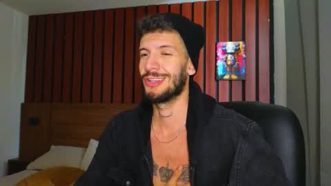 Max Taylor online show from February 6, 9:06 pm