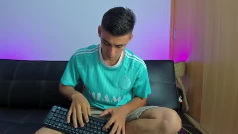 MAX     online show from April 23, 10:56 am