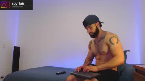 max_xl_ online show from February 6, 3:37 pm