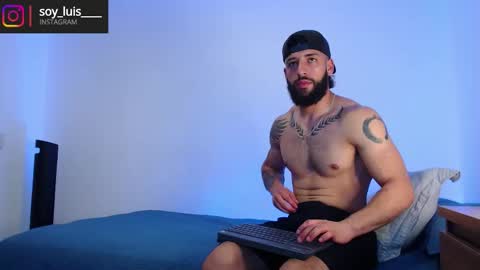 max_xl_ online show from November 2, 7:58 pm