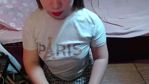 maxine online show from March 1, 6:28 am