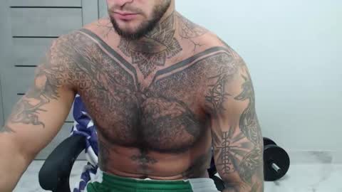 Snapshot of maxi_foxxx chatting on October 7, 8:10 am Maximus Fox online show from October 7, 8:10 am