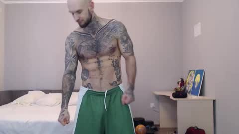 Snapshot of maxi_foxxx chatting on March 12, 8:51 am Maximus Fox online show from March 12, 8:51 am