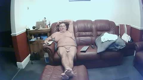 MAX online show from October 7, 12:06 am