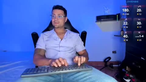 MAXI      online show from March 7, 2:33 am