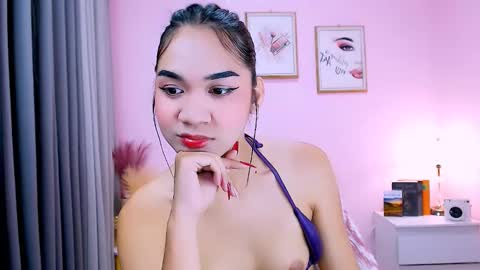 maxie greyson online show from February 26, 4:08 am