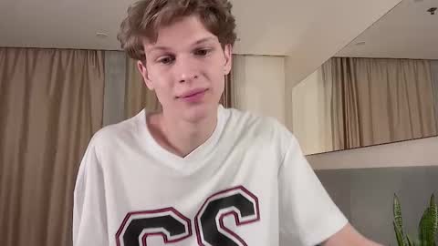 Snapshot of maxim_burn chatting on March 5, 5:08 pm maxim burn online show from March 5, 5:08 pm