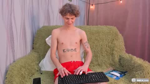 Snapshot of maxim_burn chatting on October 20, 8:58 pm maxim burn online show from October 20, 8:58 pm