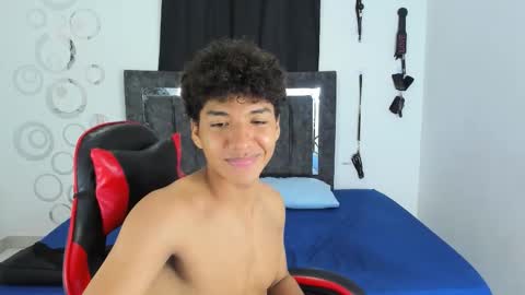 Maximiliano online show from November 20, 7:55 pm