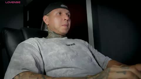 Maximo online show from December 2, 1:37 am