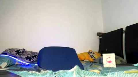 Maximo Aron Vega online show from March 10, 10:28 am