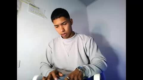 Maximo Aron Vega online show from March 8, 6:12 pm