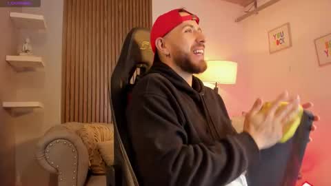 Maximo Wolf online show from January 11, 10:05 pm